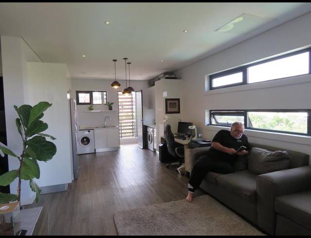 2 BEDROOM APARTMENT FOR SALE IN STEYN CITY